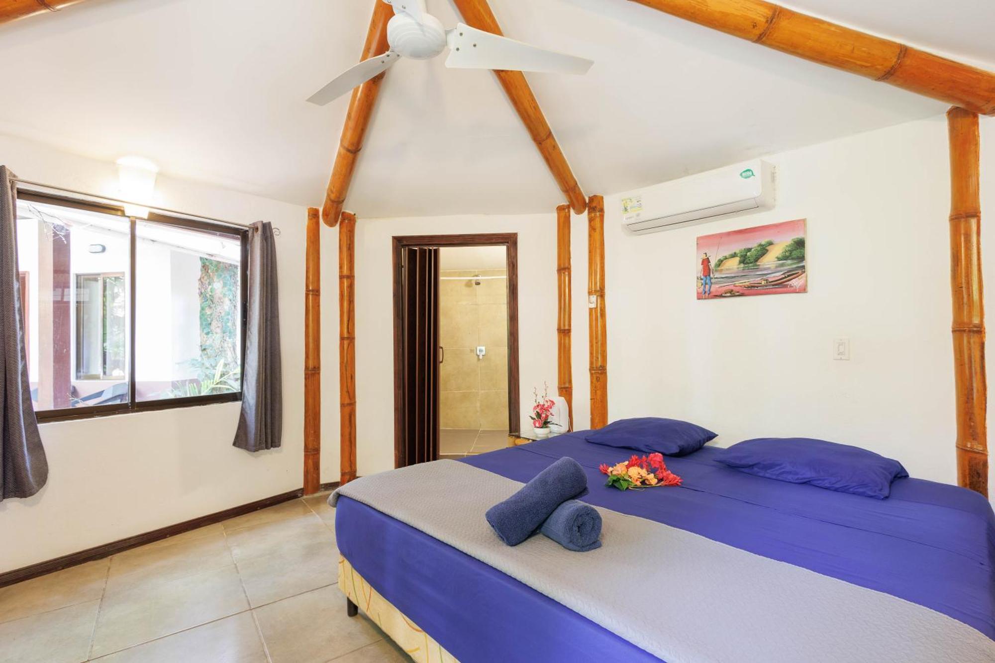 Hotel Bambutel Cocles Puerto Viejo de Talamanca Exteriér fotografie