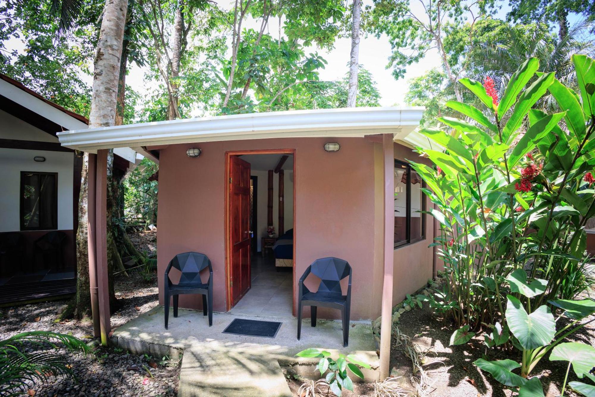 Hotel Bambutel Cocles Puerto Viejo de Talamanca Exteriér fotografie